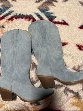 Idyllwind Light Blue Suede Western Heeled Boots